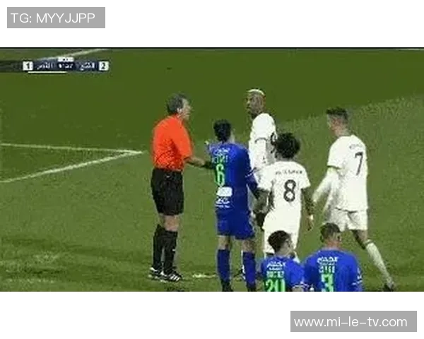 足球前锋系列：揭秘顶级前锋的进攻技巧与战术思维